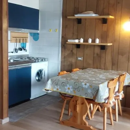 아파트 Monolocale Sulle Piste Del Cervino Rododendro 브루일서비니아